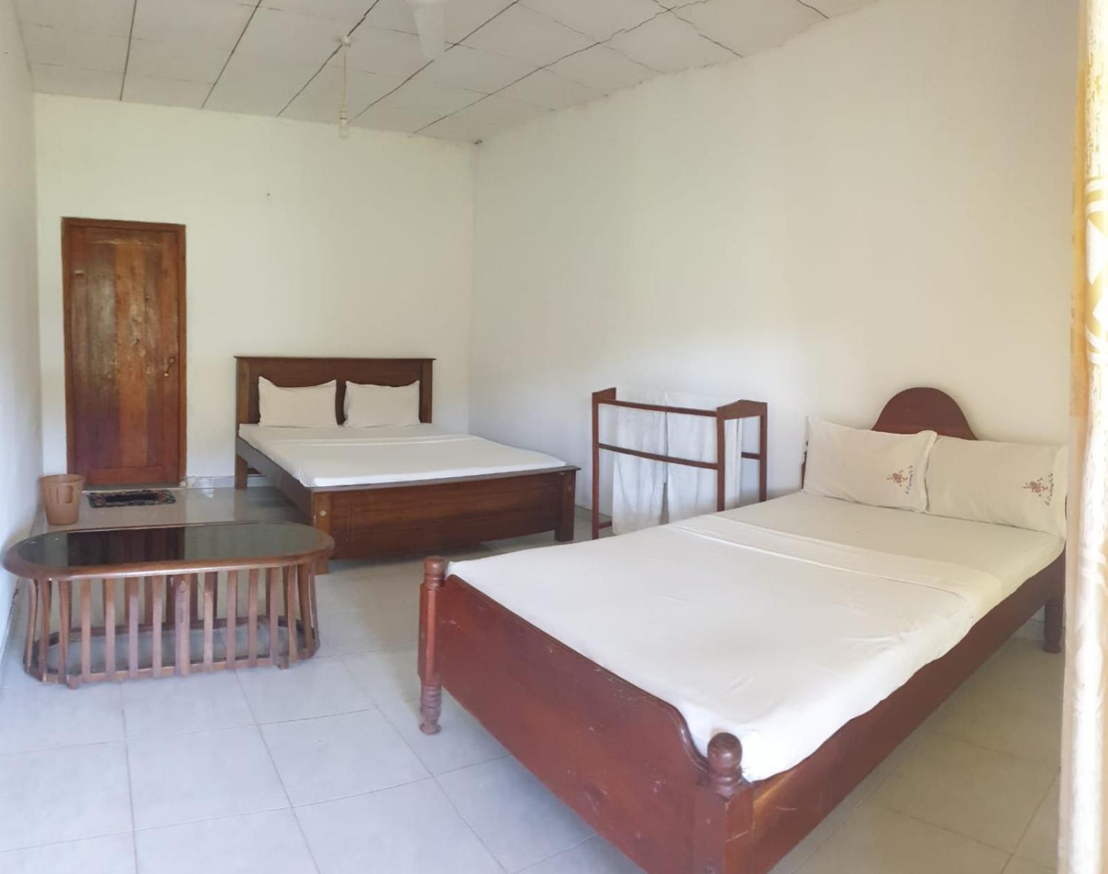 Sinharaja Hostel 114 Deniyaya Luaran gambar