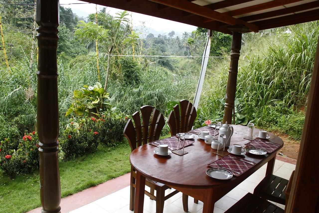 Sinharaja Hostel 114 Deniyaya Luaran gambar